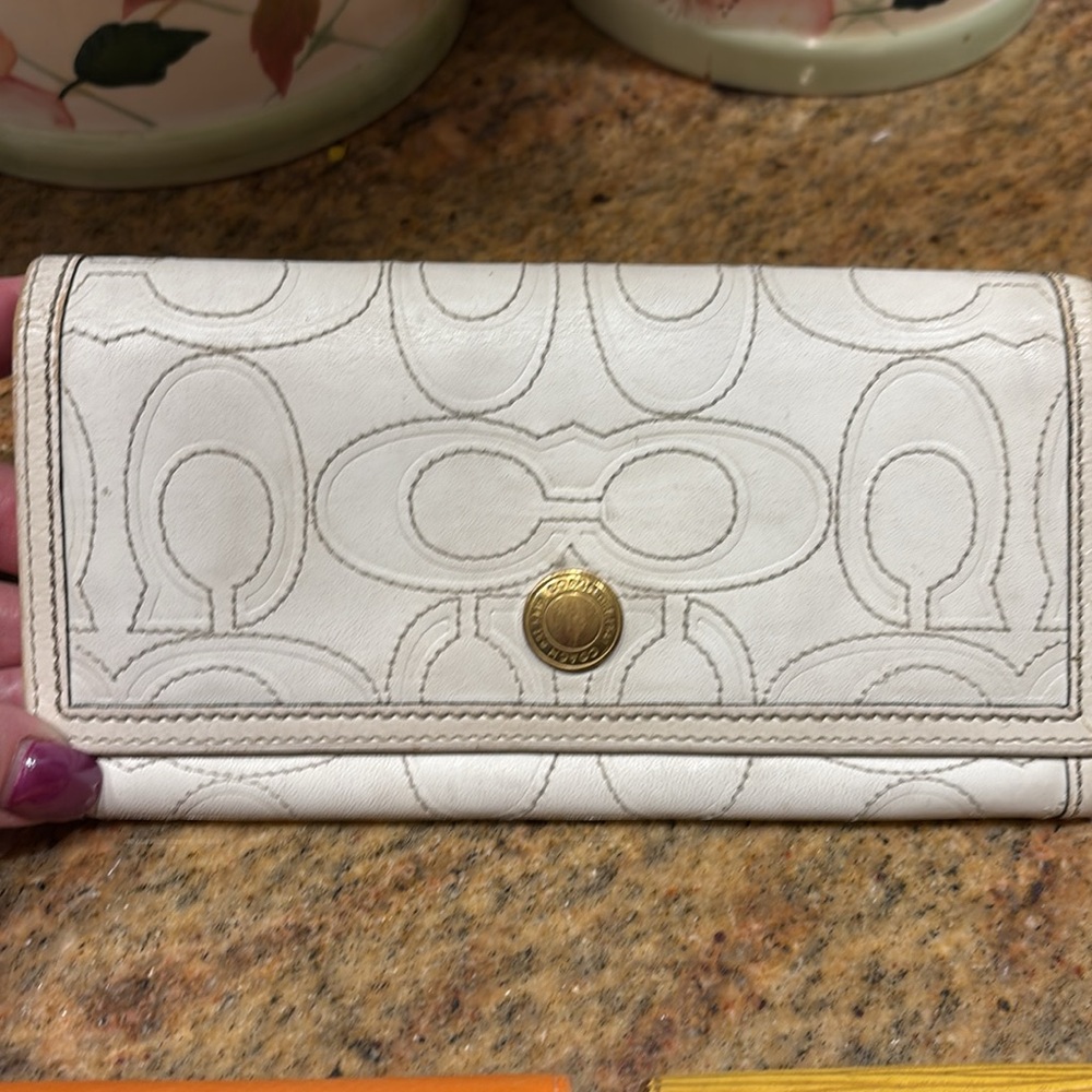 Lot of 4 wallets , LV, Coach, Ungaro, Furla - Picture 2 of 15